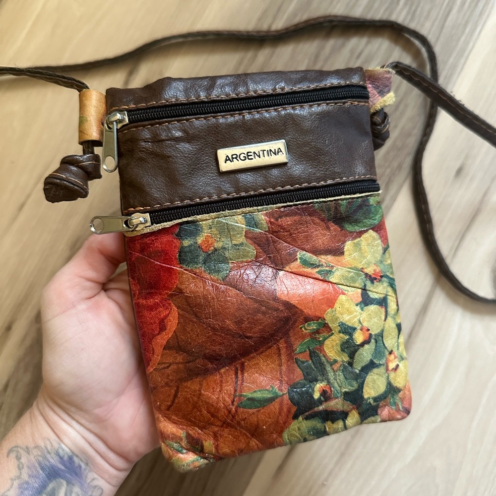 Mini Leather Argentina Purse